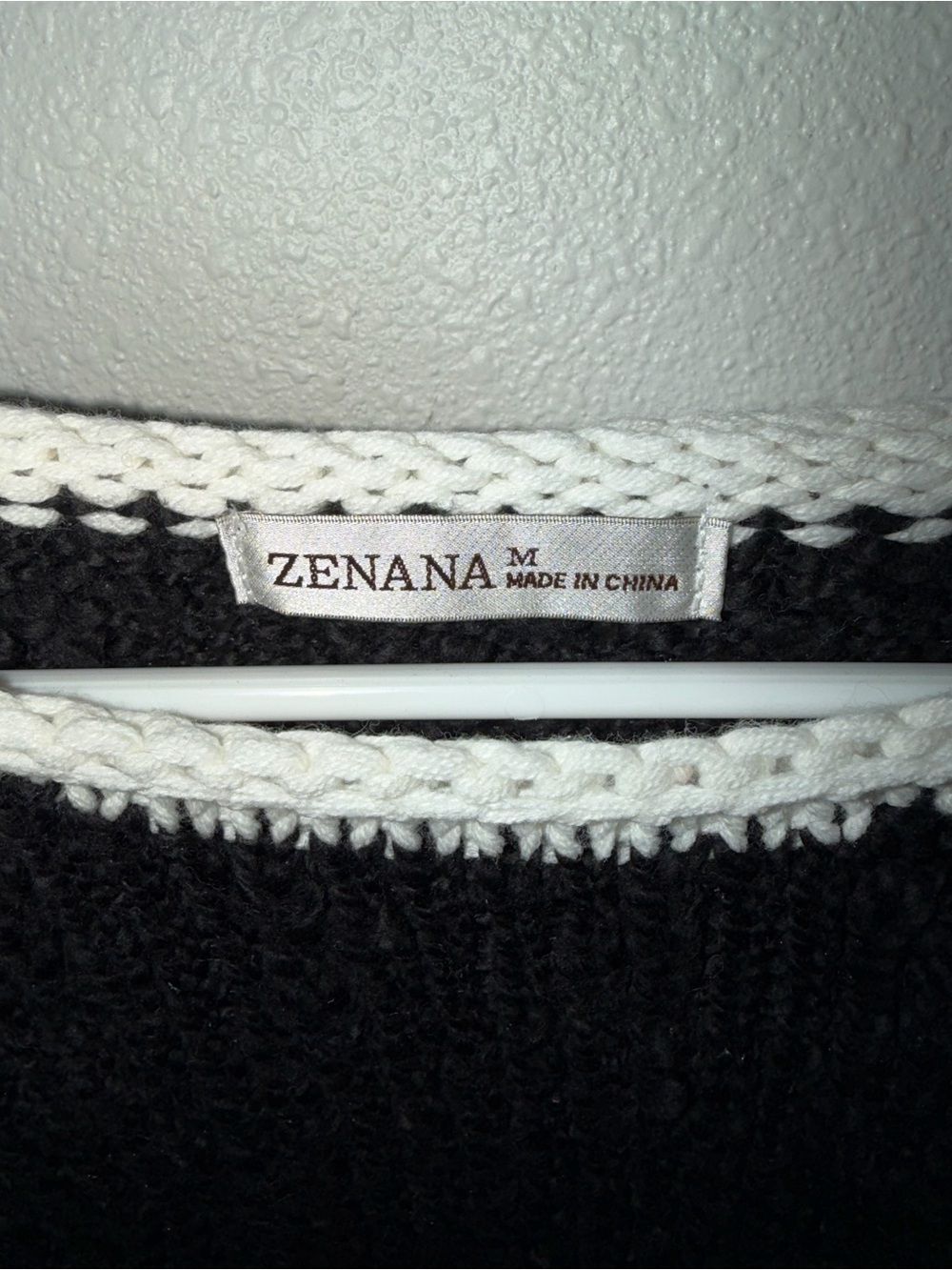 Zenana Outfitters Super Soft Crewneck Sweater with Cream Trim -New In Bag - Picture 6 of 9